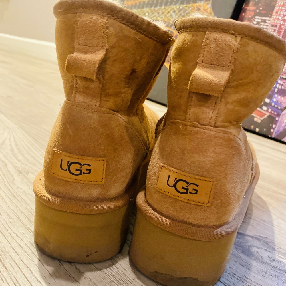 UGG Winter Booties - Picture 2 of 6
